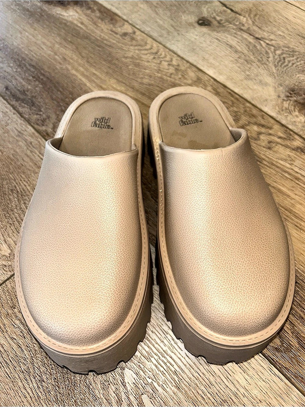 Wild Fable Rubber Platform Clogs Beige US 7
